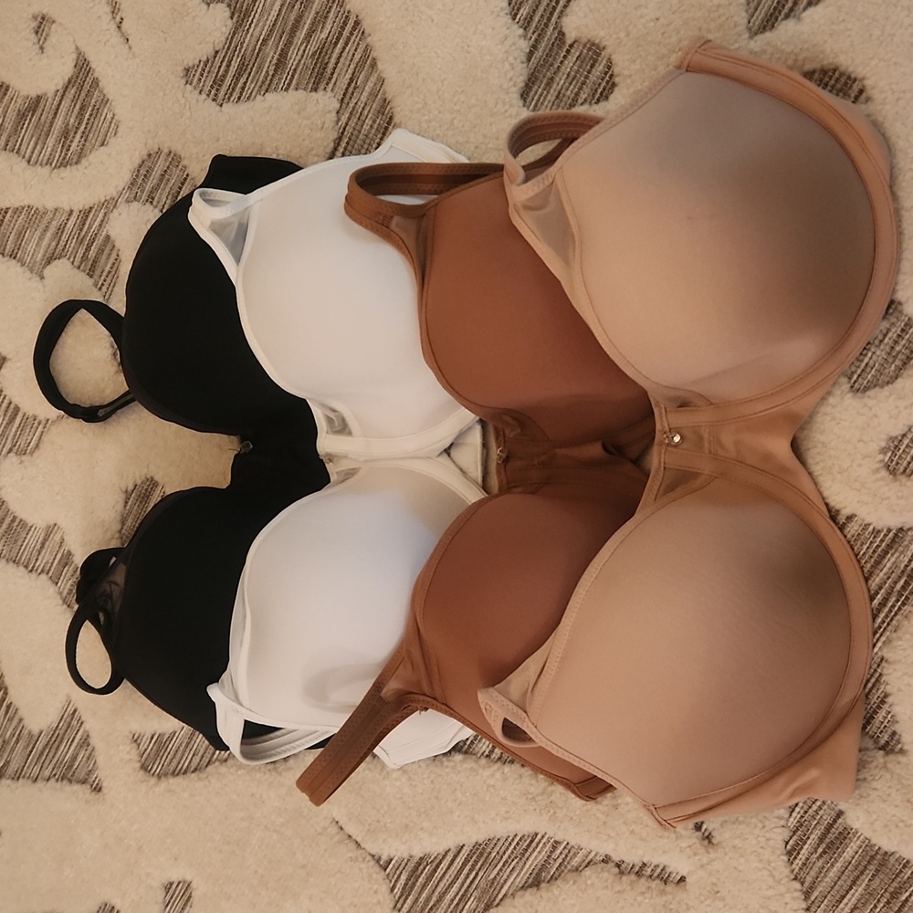 Bali One Smooth U Ultra Bras Size 38C